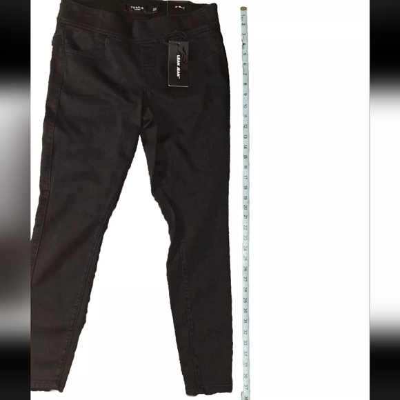 Torrid 00R Black Denim Pants Lean Skinny Jeans Strech Soft Pull On NWT B21#8 - Picture 8 of 9